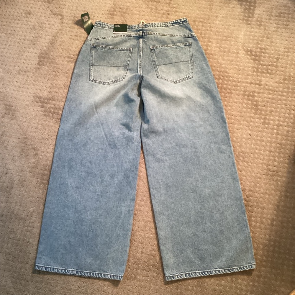 Wild Fable 🆕 Rigid Denim loose jeans, low rise, light wash. Cord waist tie,Small - Picture 3 of 11